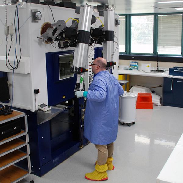 Paul Pellgrini in radioisotopes lab