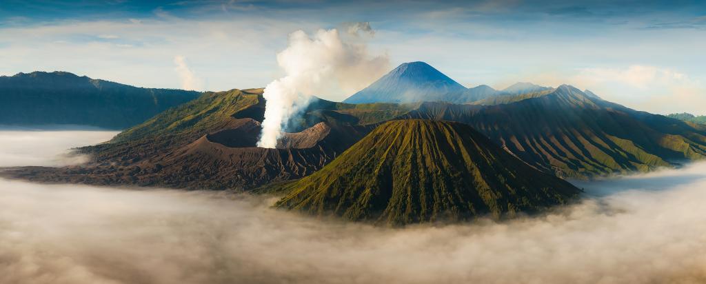 Volcanoes Indonesia